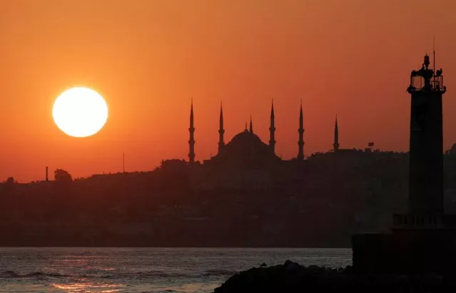 Niat & Tata Cara Shalat Qabliyah dan Ba’diyah Jumat