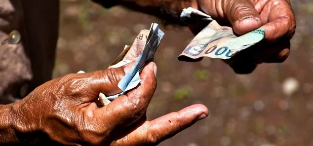 Hukum Memotong Sumbangan Masjid untuk Biaya Operasional