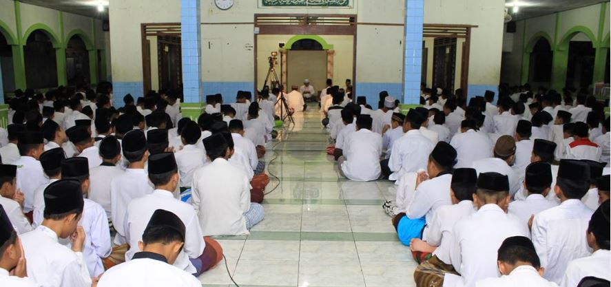 4 Alasan Memilih Pondok Sirojuth Tholibin Brabo