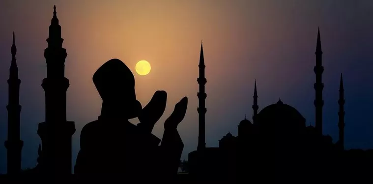 4 Dzikir yang Paling Disukai Allah Swt.